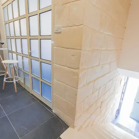 Valletta House Il-Furjana